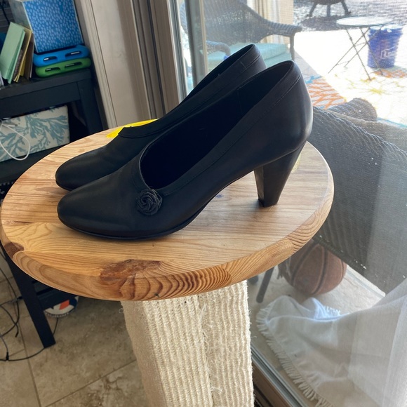 David Tate Kelly Pump - Nappa Leather w/Rose - Picture 3 of 8